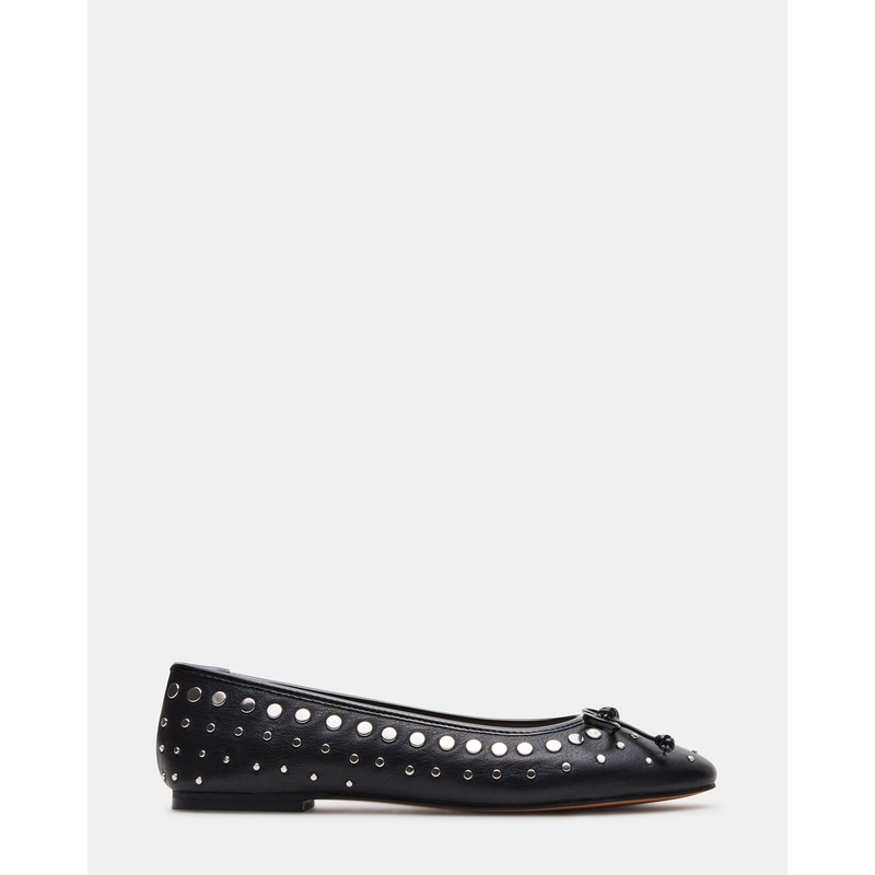 VIXEN BLACK STUDS