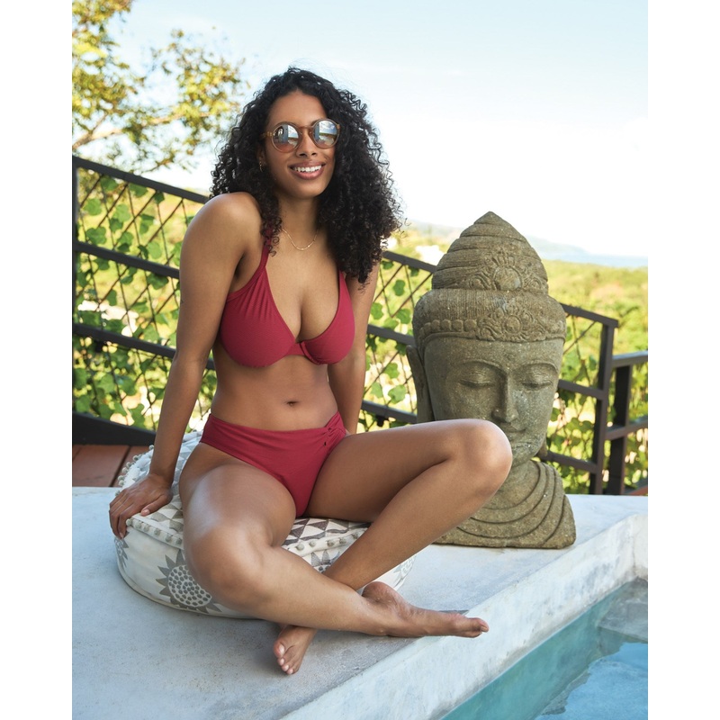 Hilary D, DD, E & F Cup Top – MOOV-Carmine