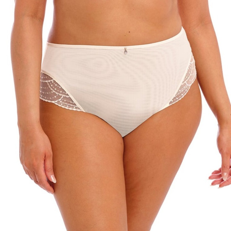 Priya Full Brief – EL4555