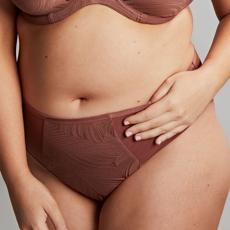Illuminate Deep Brief – 10704 – Burlwood