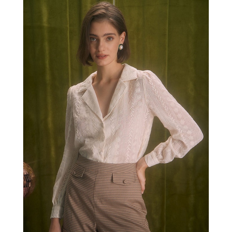 The Apricot Lapel Floral Embroidery Blouse