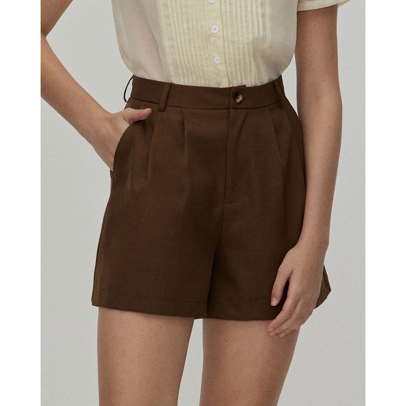 The Coffee Pleated High-Waisted Wide Leg Shorts