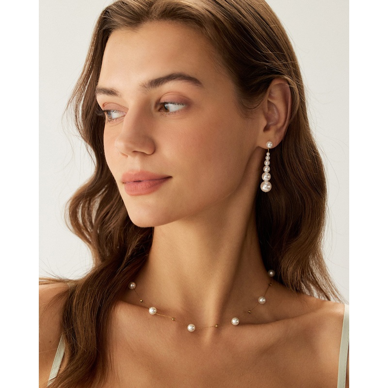 Whte Pearl Earrings