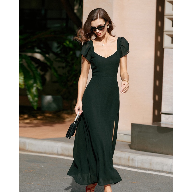 Black Sweetheart Neck Chiffon Maxi Dress