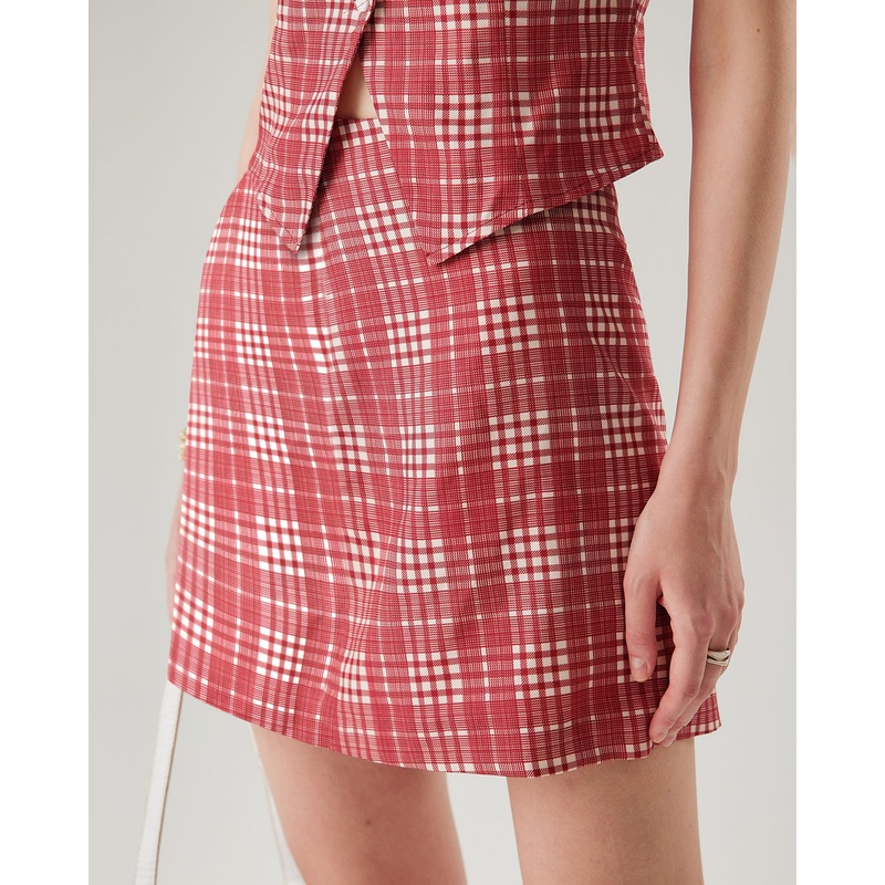Red Plaid High-Waisted Mini Skirt