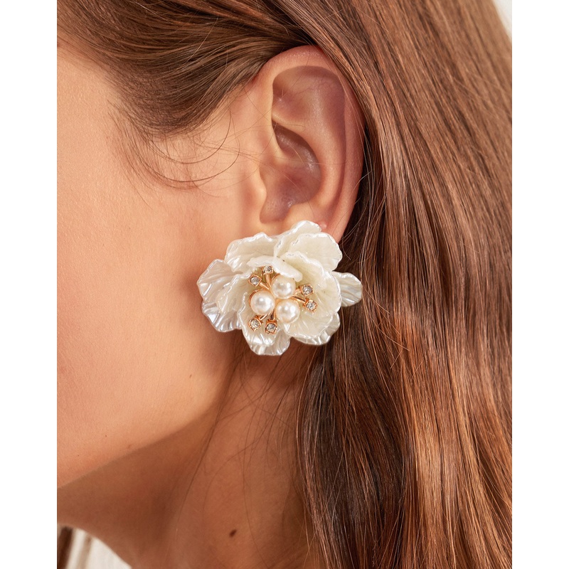 White Pearl Earrings
