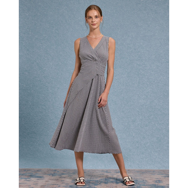 Black Plaid V Neck Sleeveless Maxi Dress