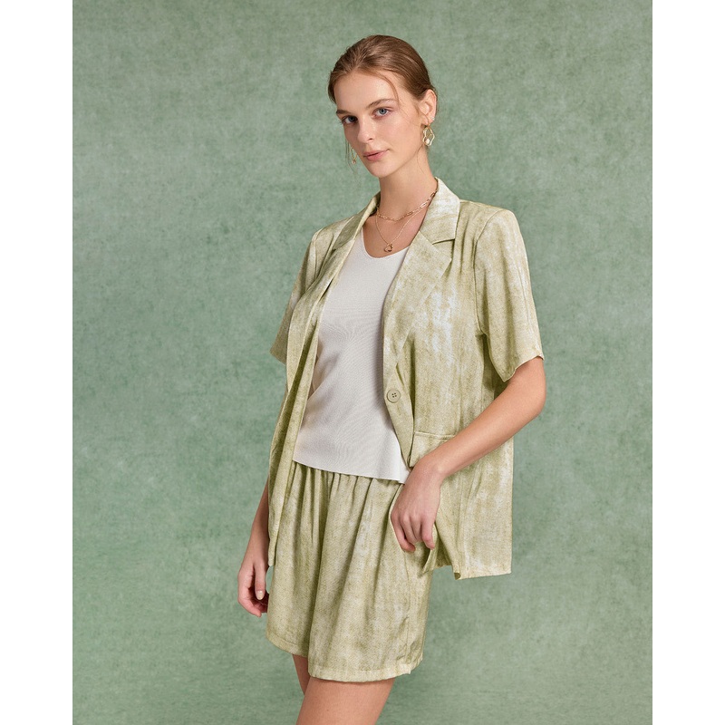 Green Floral Blouse Shorts Two-Piece Suit