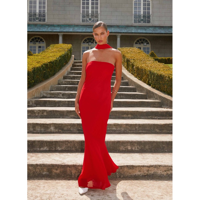 Under The Pagoda Maxi Dress – Red