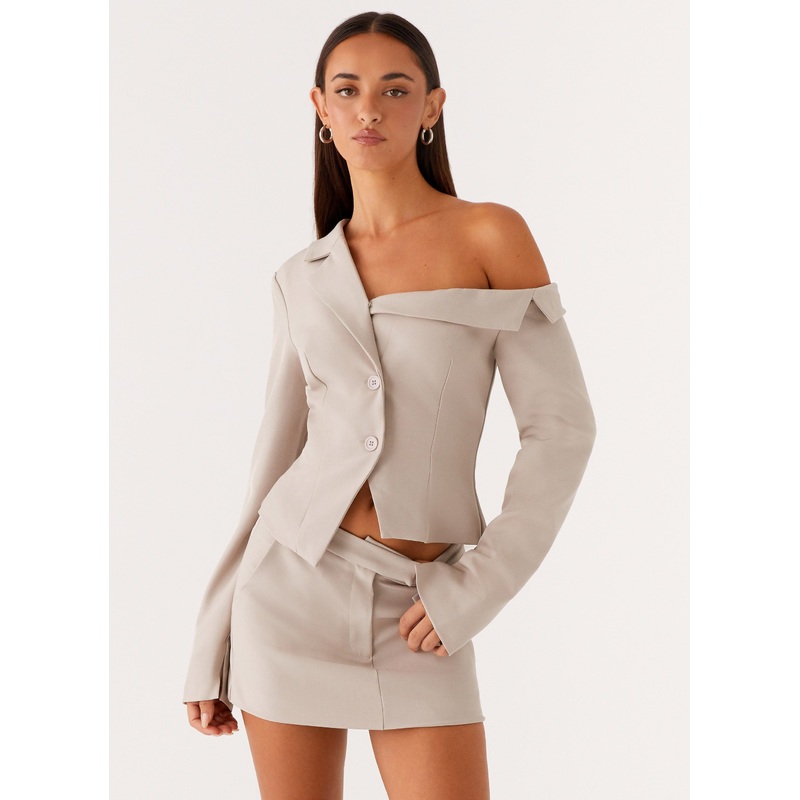 Looking Good Off Shoulder Blazer – Pebble