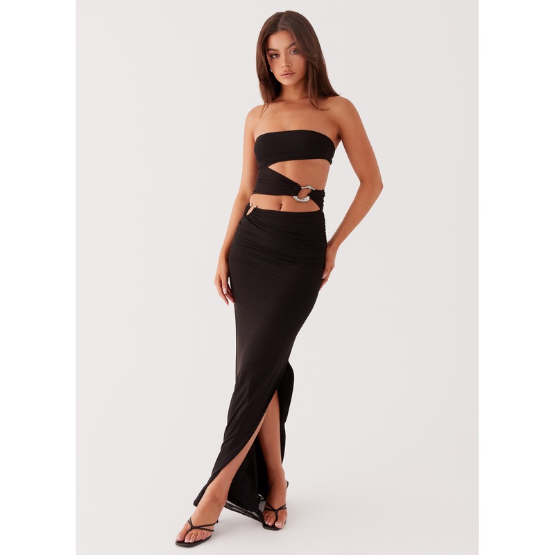 Into Pieces Mesh Maxi Dress – Black