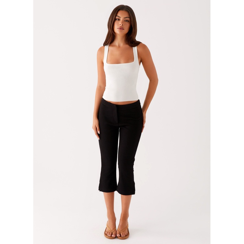 Rue Capri Pants – Black
