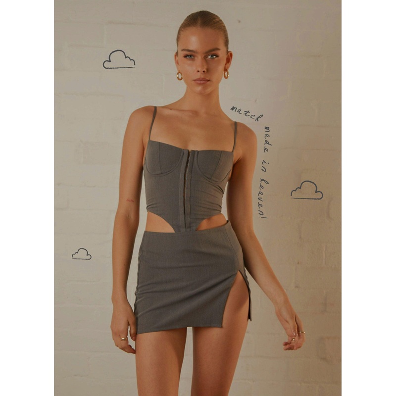 Maggie Bustier – Charcoal