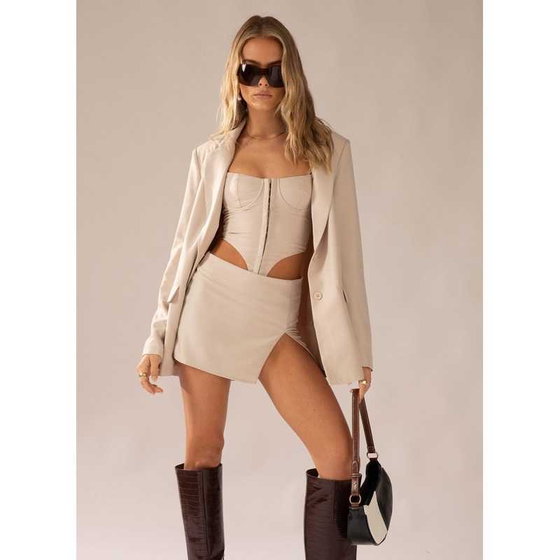 Maggie Mini Skirt – Stone