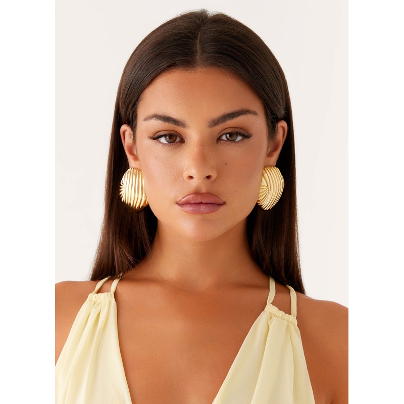 Cici Earrings – Gold