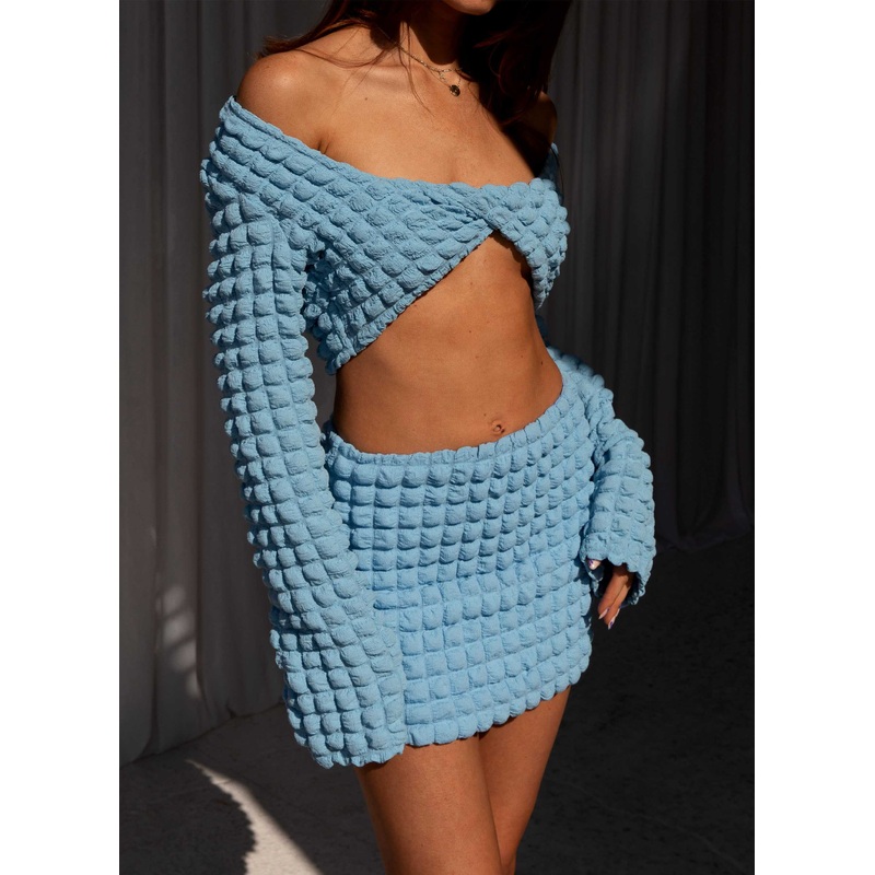 Unfoolish Twist Crop Top – Sky Blue