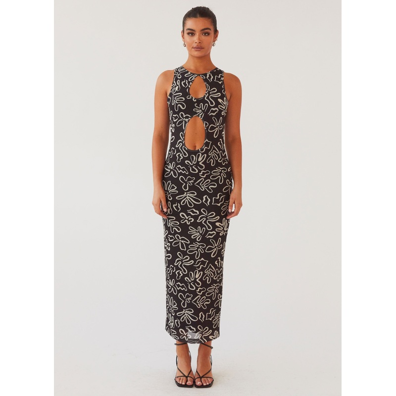 All Eyes On Me Maxi Dress – Petal Gloom