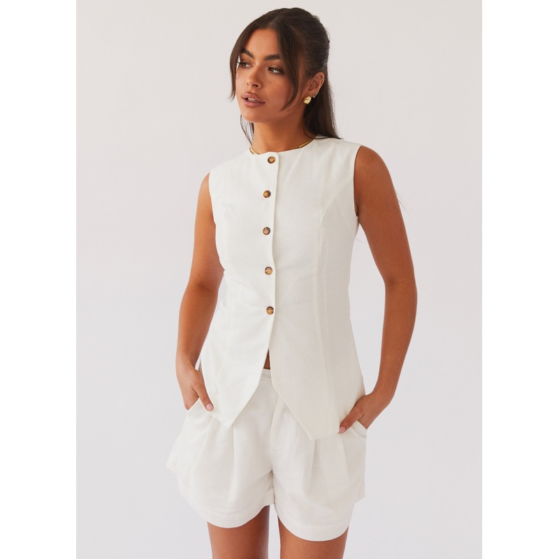 Born For Bordeaux Linen Vest – White