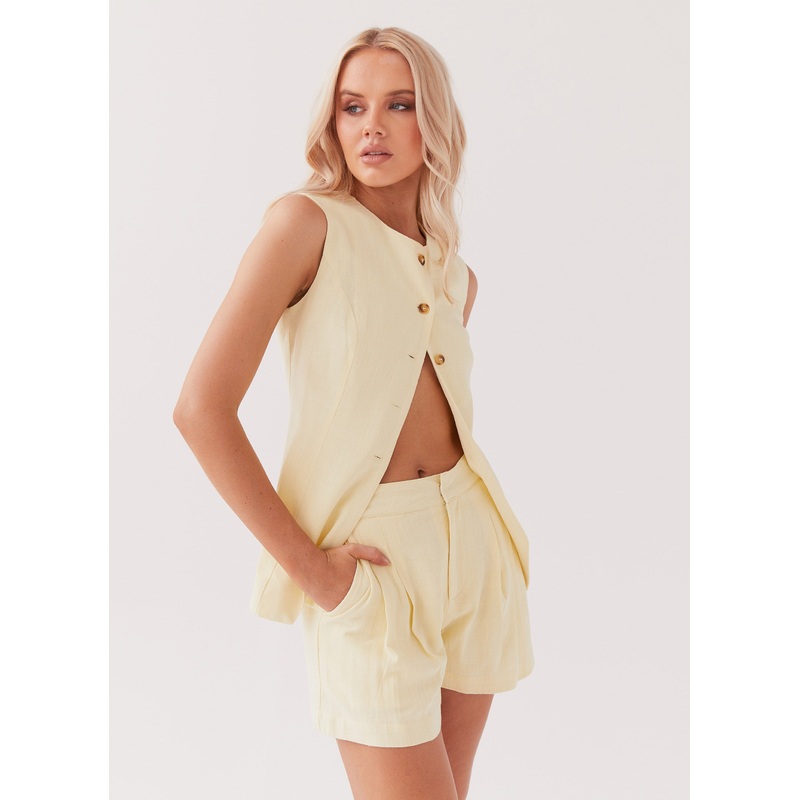 Born For Bordeaux Linen Shorts – Lemon