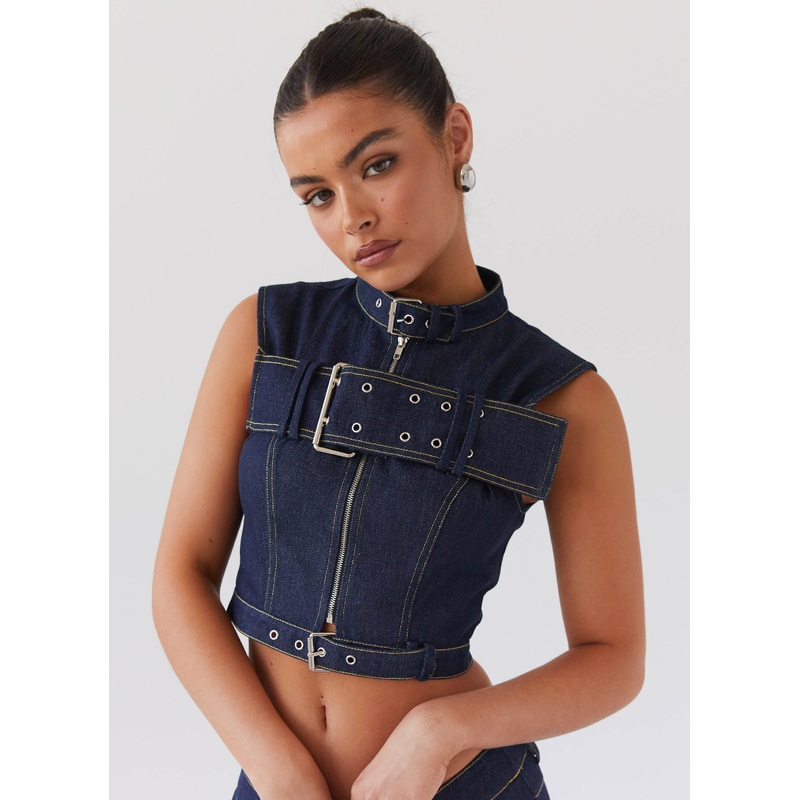 Greedy Denim Buckle Top – Indigo
