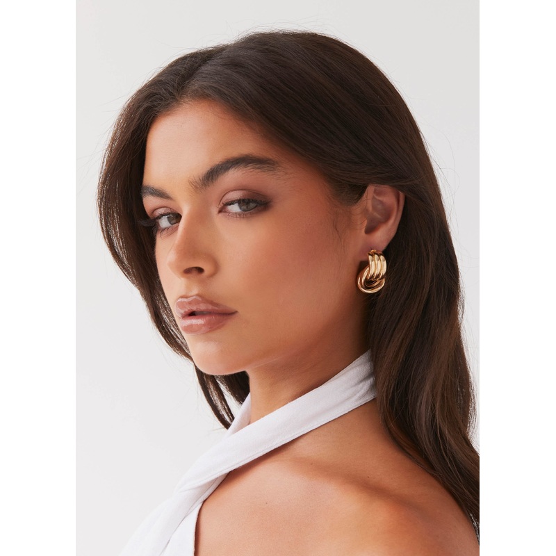 Bold Step Cuff Earrings – Gold