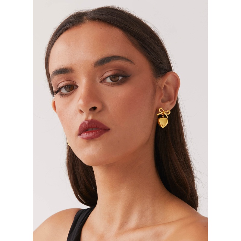Chasity Bow And Heart Earrings – Gold