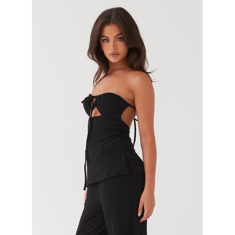 Jadey Strapless Waffle Top – Black