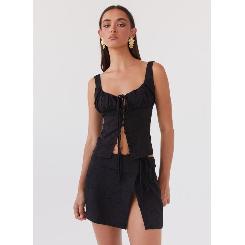 Bianka Tie Top – Black Petal