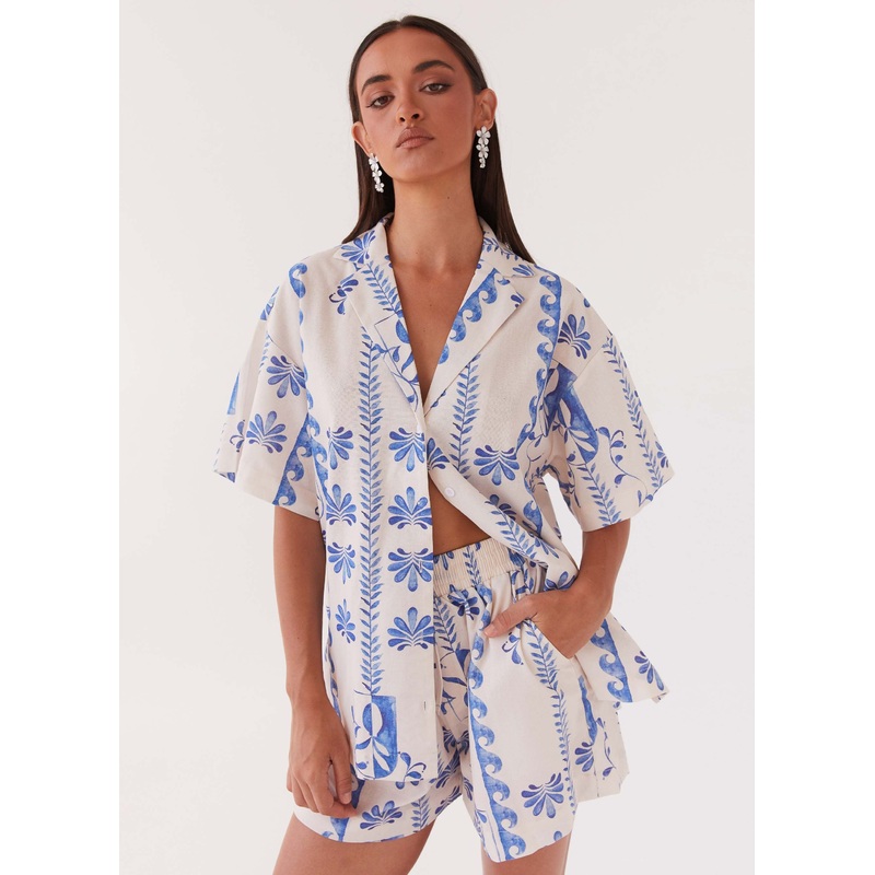 Sweet Relief Linen Oversized Shirt – Floral Wave