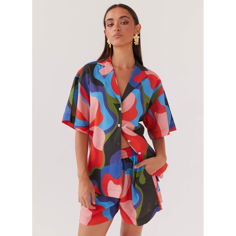 Sweet Relief Oversized Linen Shirt – Floral Fantasy
