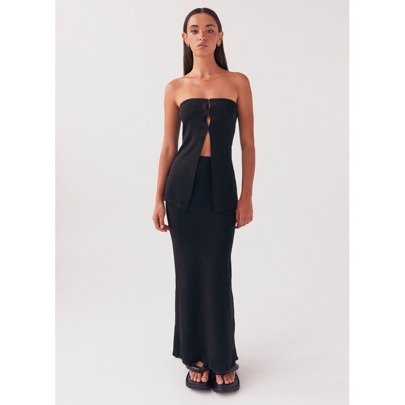 Delicate Lady Knit Top – Black