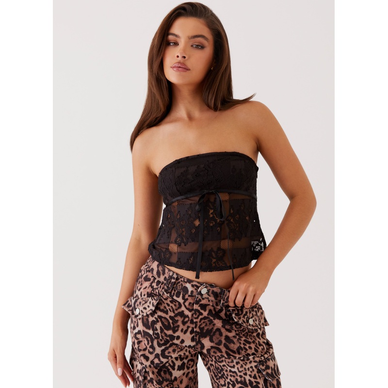 Break It Off Strapless Top – Black