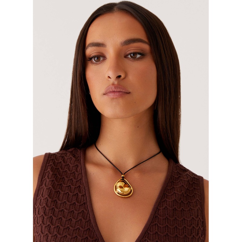 Into The Moonlight Necklace – Gold