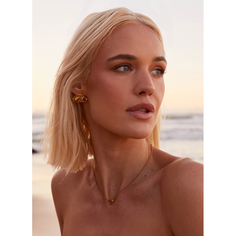 Ruby Interlocked Necklace – Gold