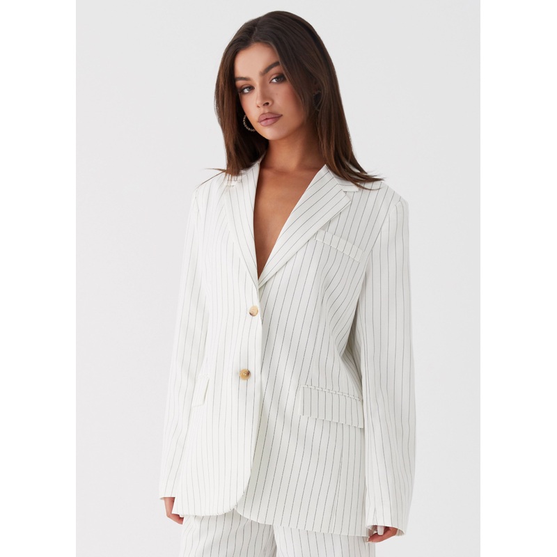 Can’t Leave Pinstripe Oversized Blazer – White Pinstripe