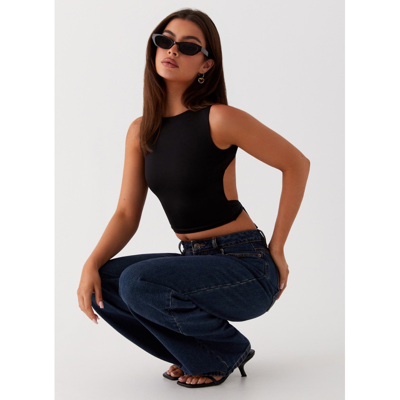 Saskie Crop Top – Black