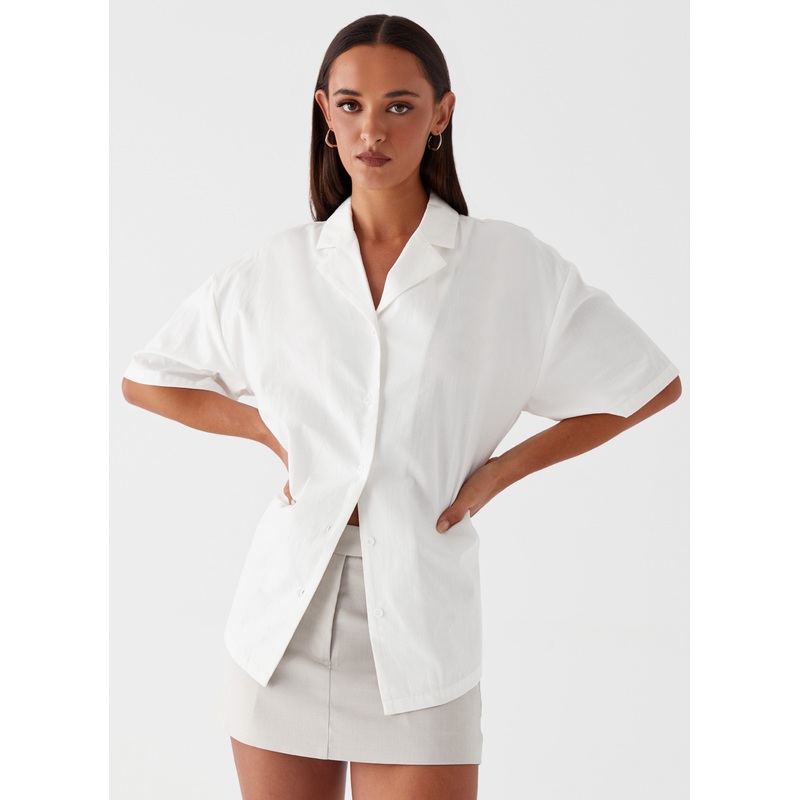 Hadley Open Back Short Sleeve Shirt – White
