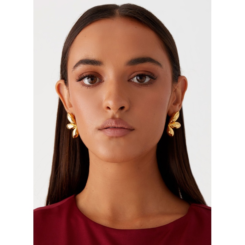 Priya Earrings – Gold