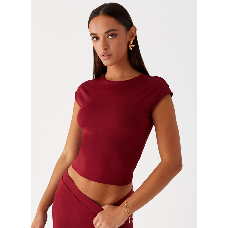 Shes A Lady Top – Red