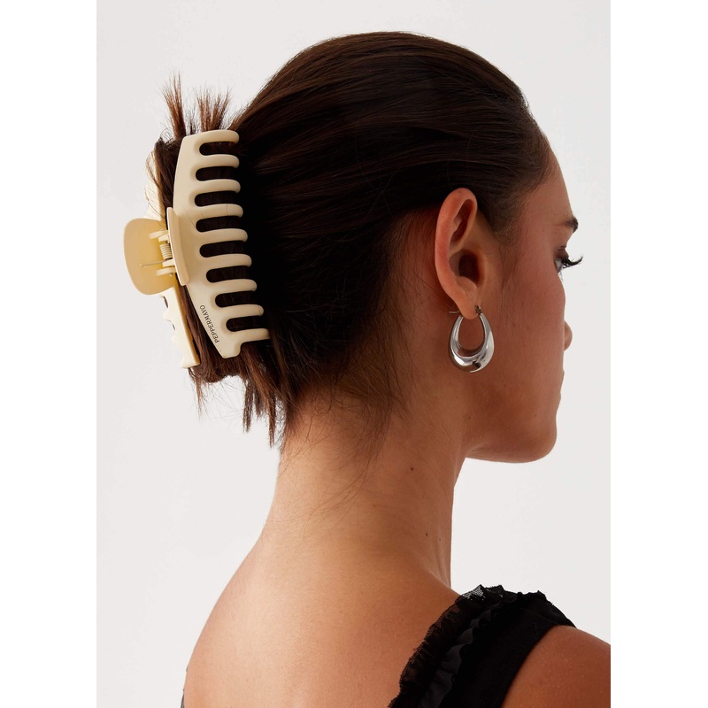 Claw Clip – Ivory