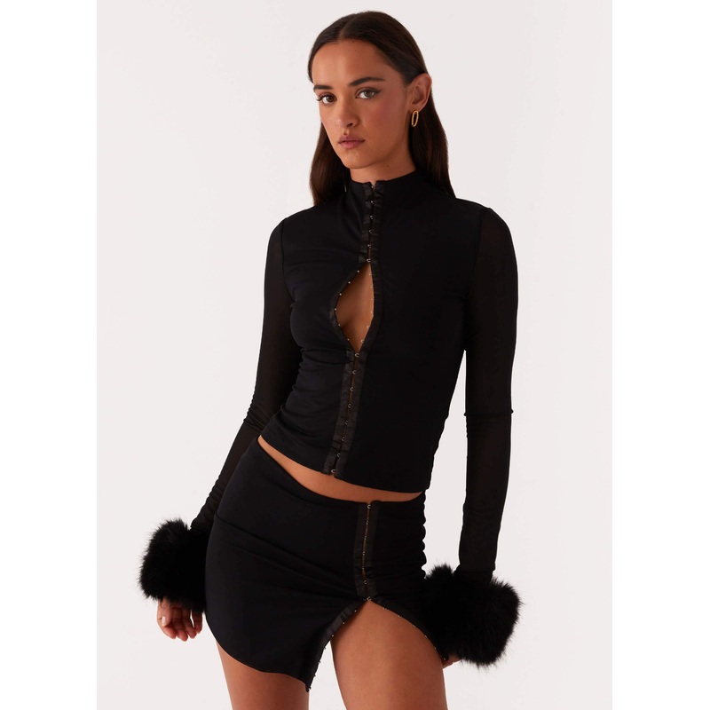 Tayanna Fur Trim Long Sleeve Top – Black