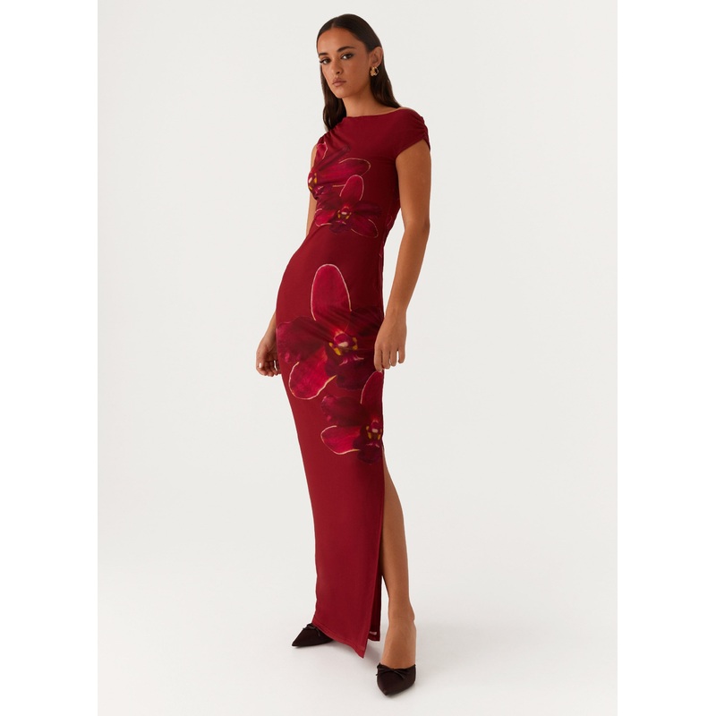 Showtime Maxi Dress – Maroon