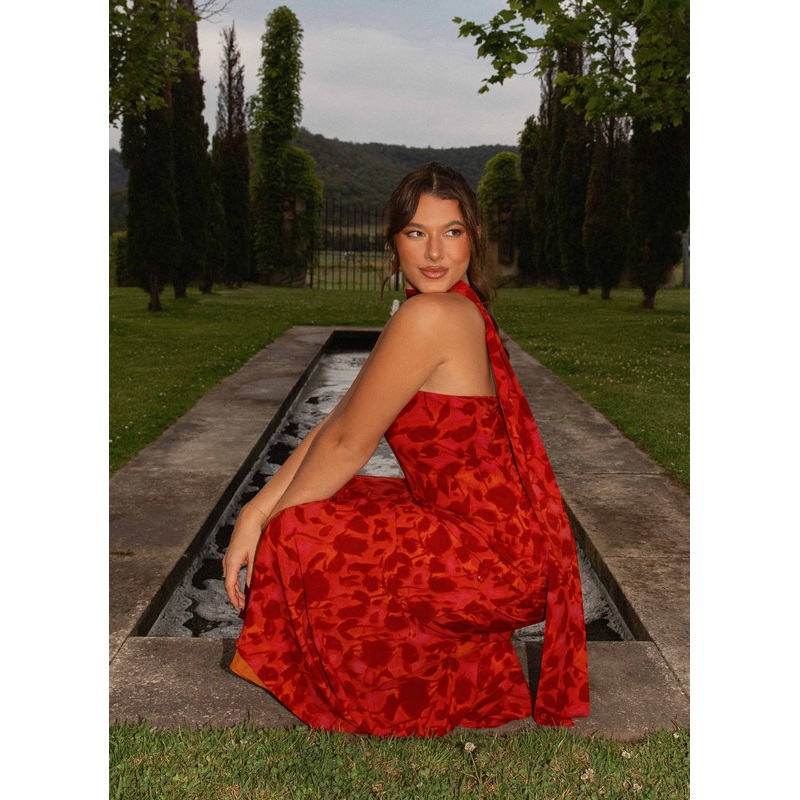 Under The Pagoda Maxi Dress – Deep Red Floral