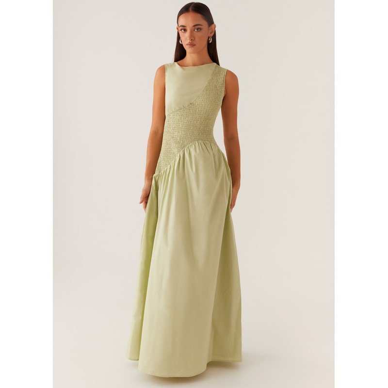 Altitude Shirred Maxi Dress – Pastel Green