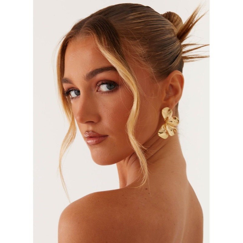 Caspian Flower Earrings – Gold