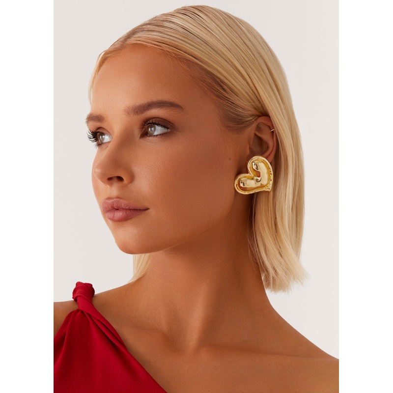 Fliss Heart Earrings – Gold