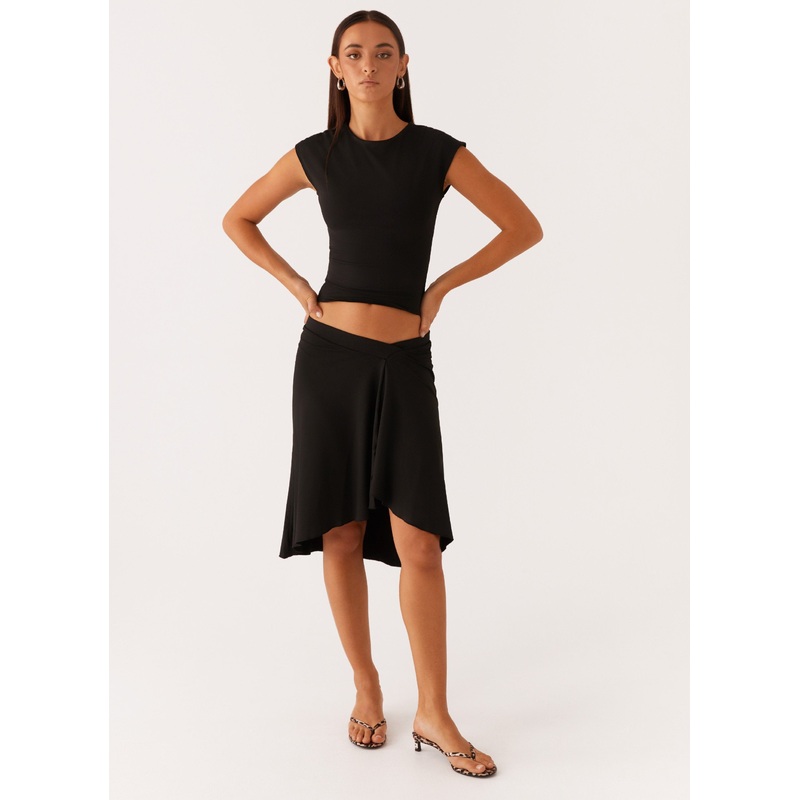 Shes A Lady Midi Skirt – Black
