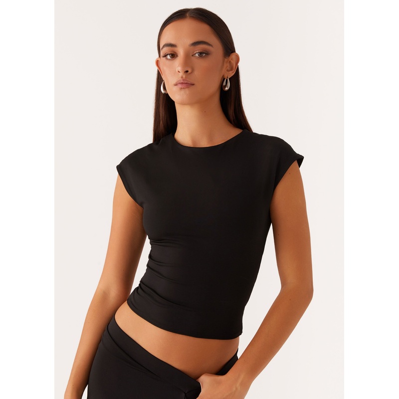 Shes A Lady Top – Black