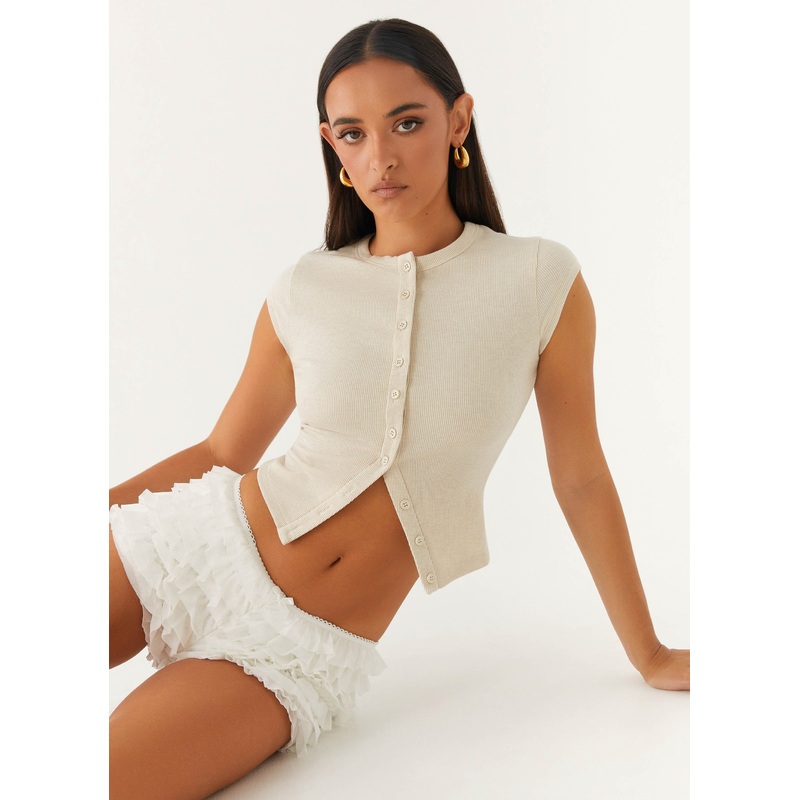 Blair Cap Sleeve Buttoned Top – Oatmeal