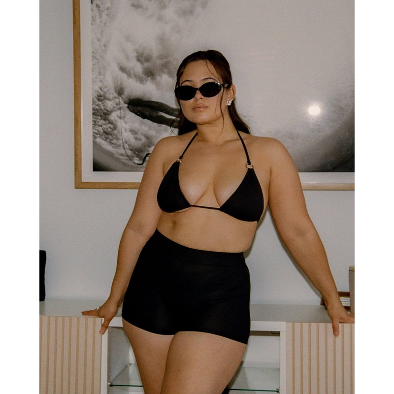 Aureli shorts – Black rib